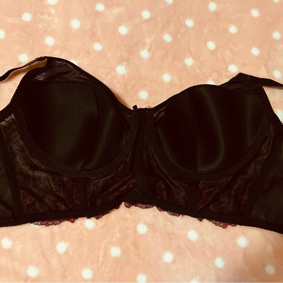 Frederick's of Hollywood Elegant Black and Red Lace Bra 34F - Picture 3 of 5